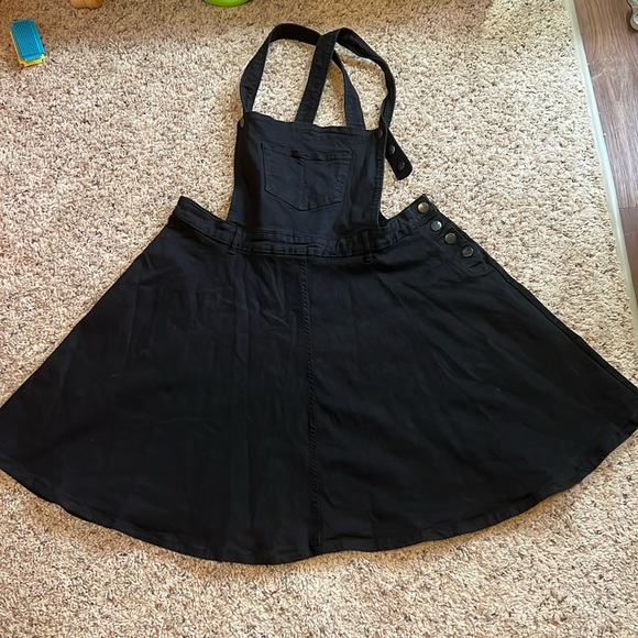 Hell Bunny Dresses & Skirts - Hell Bunny Overalls Black Denim Dress Size 4X Dakota Pinafore Pin-up Retro style